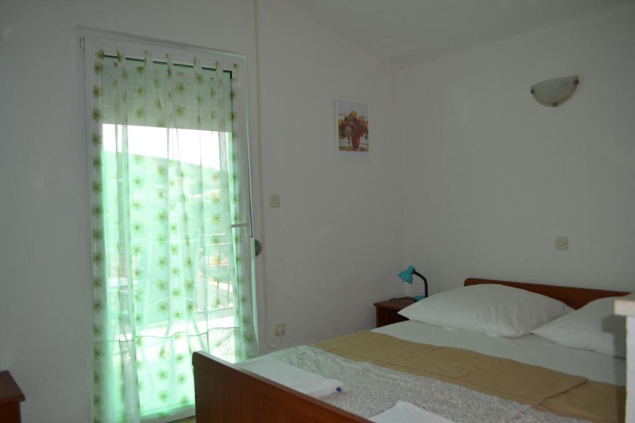 Apartments Simic Trogir Bagian luar foto