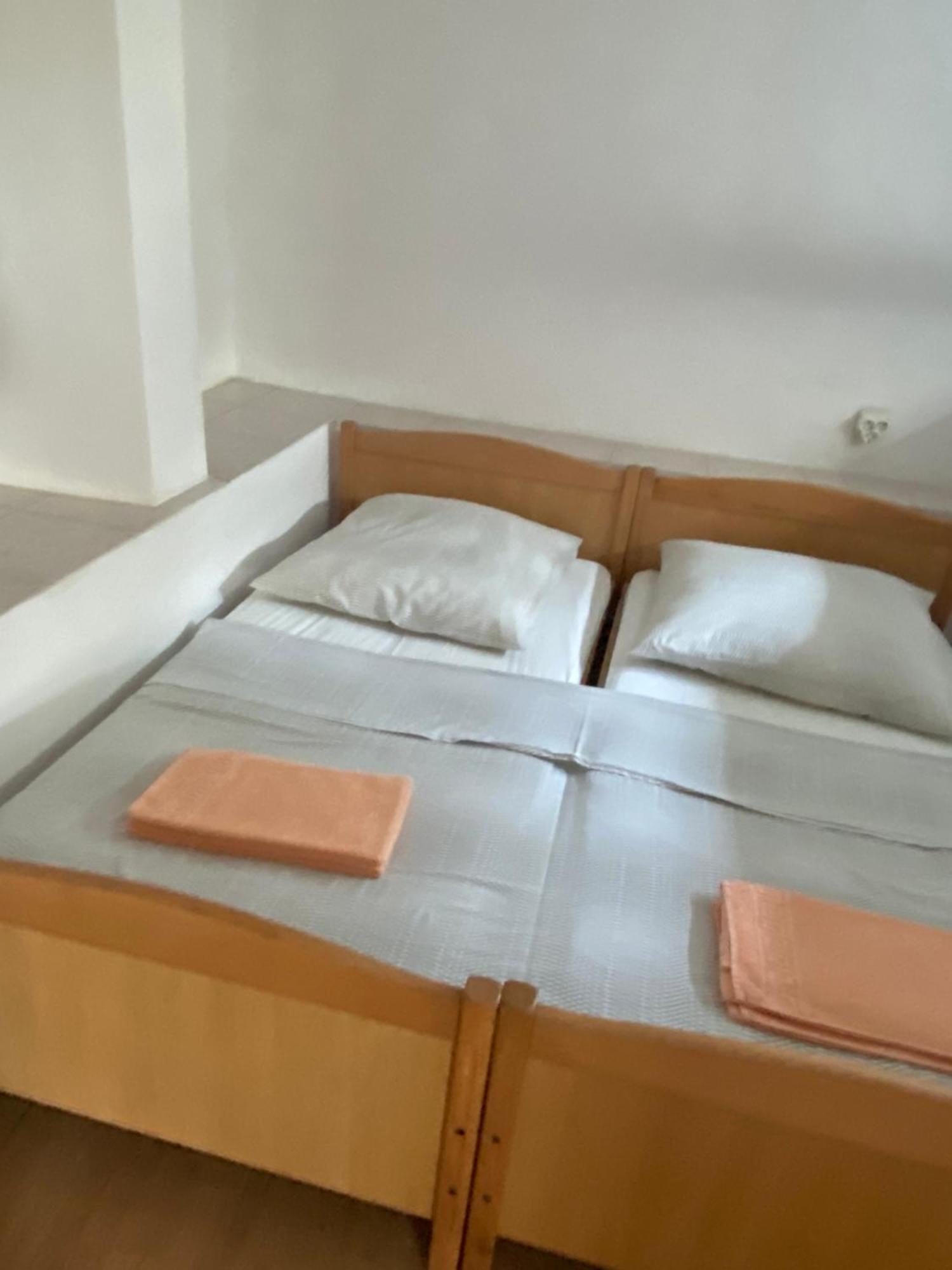 Apartments Simic Trogir Bagian luar foto