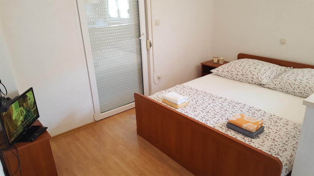 Apartments Simic Trogir Bagian luar foto
